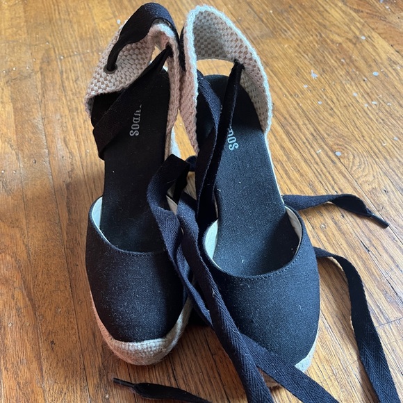 Soludos espadrille black tie up wedge size 5 - Picture 2 of 5